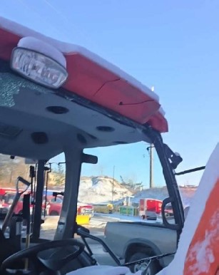 2015 Kubota L6060D Tractor - Image 10