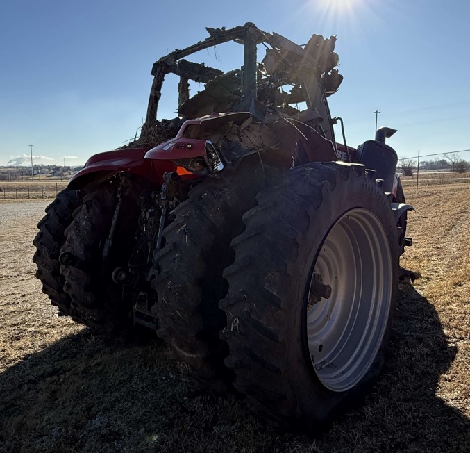 2016 CASE IH MX250 Tractor - Image 2