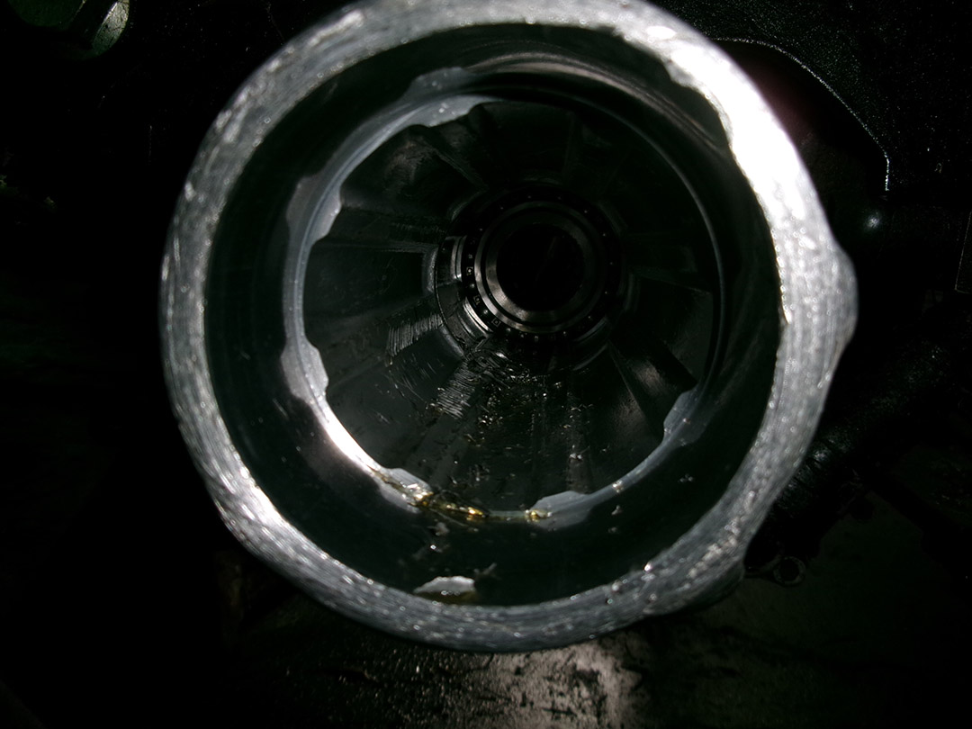 2016 John Deere 1025R Tractor - Image 9