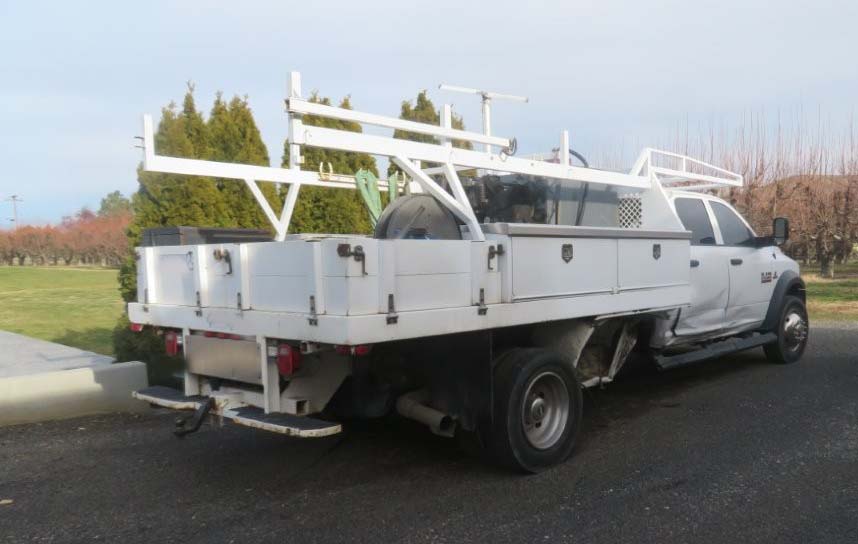 2016 RAM 5500 Heavy Duty Utility Body - Image 2