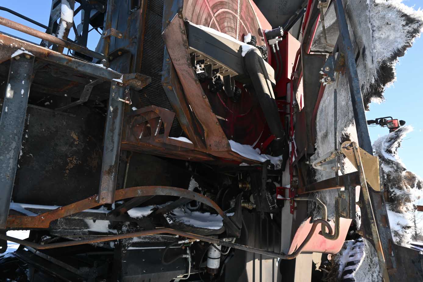 2017 CASE IH 9240 Combine - Image 9