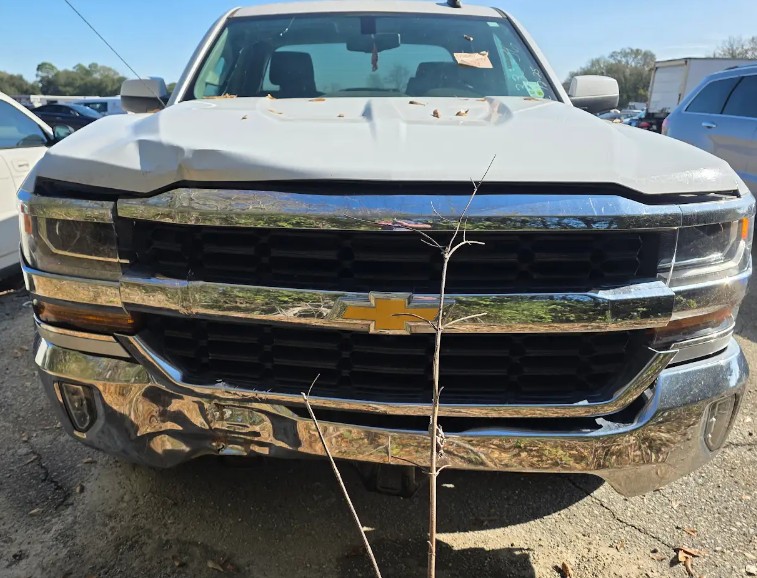 2017 Chevrolet Silverado LT