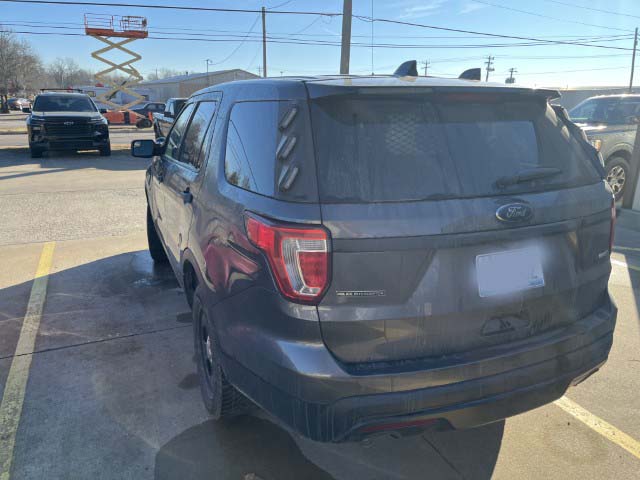 2017 Ford Explorer Police Unit - Image 11