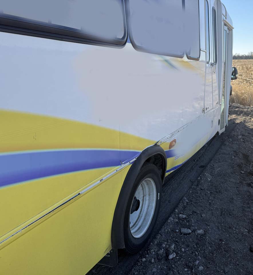 2017 Ford F-550 Transit Bus - Image 10