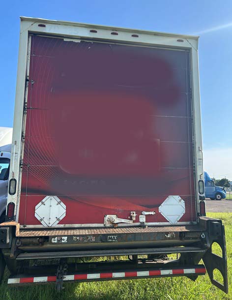 2017 Hino Conventional - Image 6