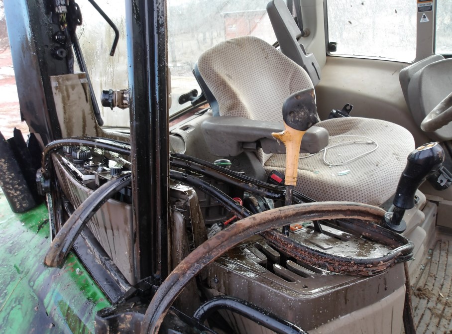 2017 John Deere 6155M Tractor - Image 7