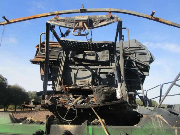 2017 John Deere CP690 Cotton Picker - Image 7