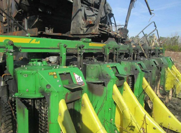 2017 John Deere CP690 Cotton Picker - Image 8