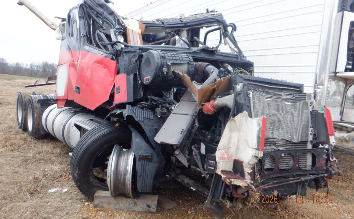 2017 Volvo VNL - Image 2