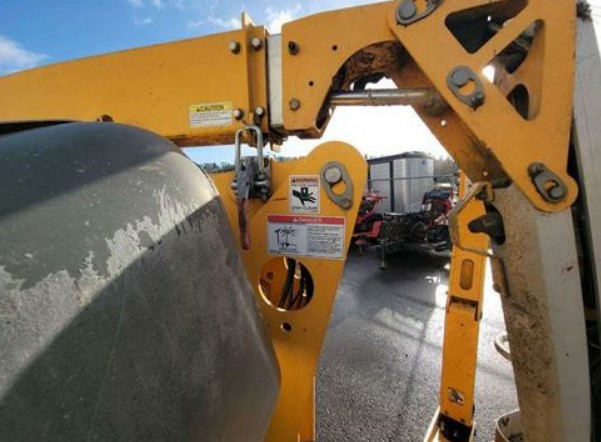 2018 Bil-Jax 5533A Towable Boom Lift - Image 14