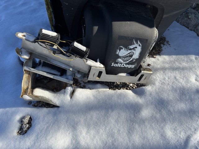 2018 SaltDogg Pro2500 Salt Spreader - Image 13