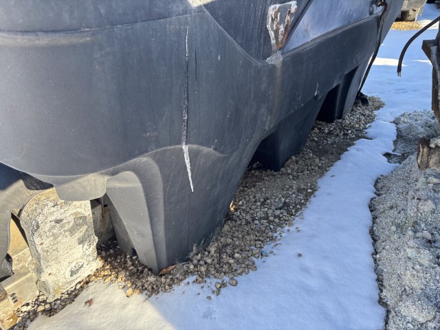 2018 SaltDogg Pro2500 Salt Spreader - Image 9