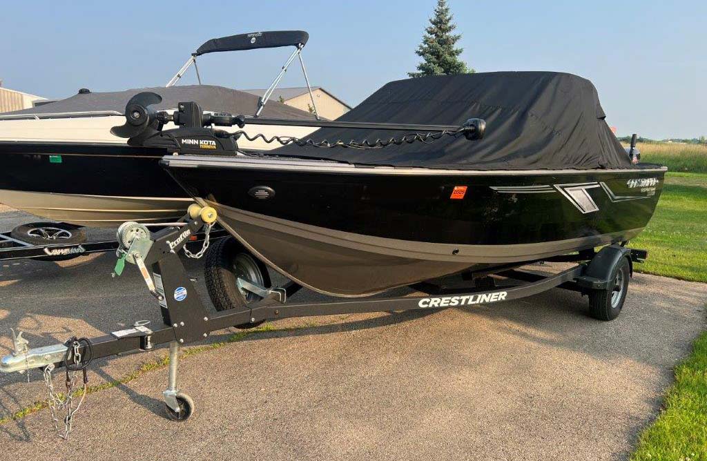 2019 Crestliner Boat