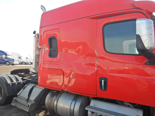 2019 Freightliner Cascadia - Image 6