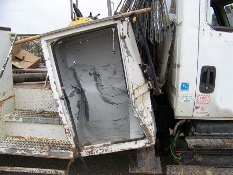 2019 International MA025 Derrick Digger - Image 18