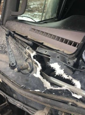 2019 Peterbilt 389 6 x 4 Glider Tank Truck - Image 24