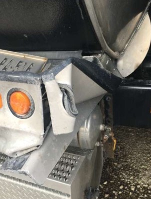 2019 Peterbilt 389 6 x 4 Glider Tank Truck - Image 7