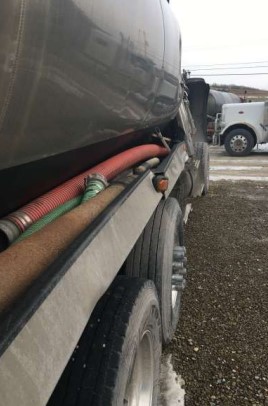 2019 Peterbilt 389 6 x 4 Glider Tank Truck - Image 9