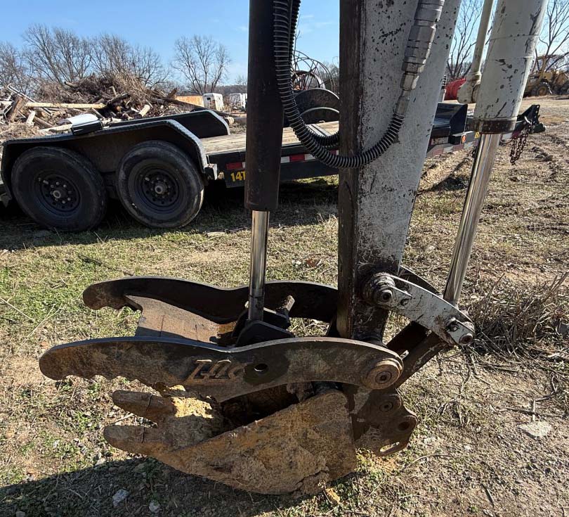 2019 Takeuchi TB235-2 Excavator - Image 24