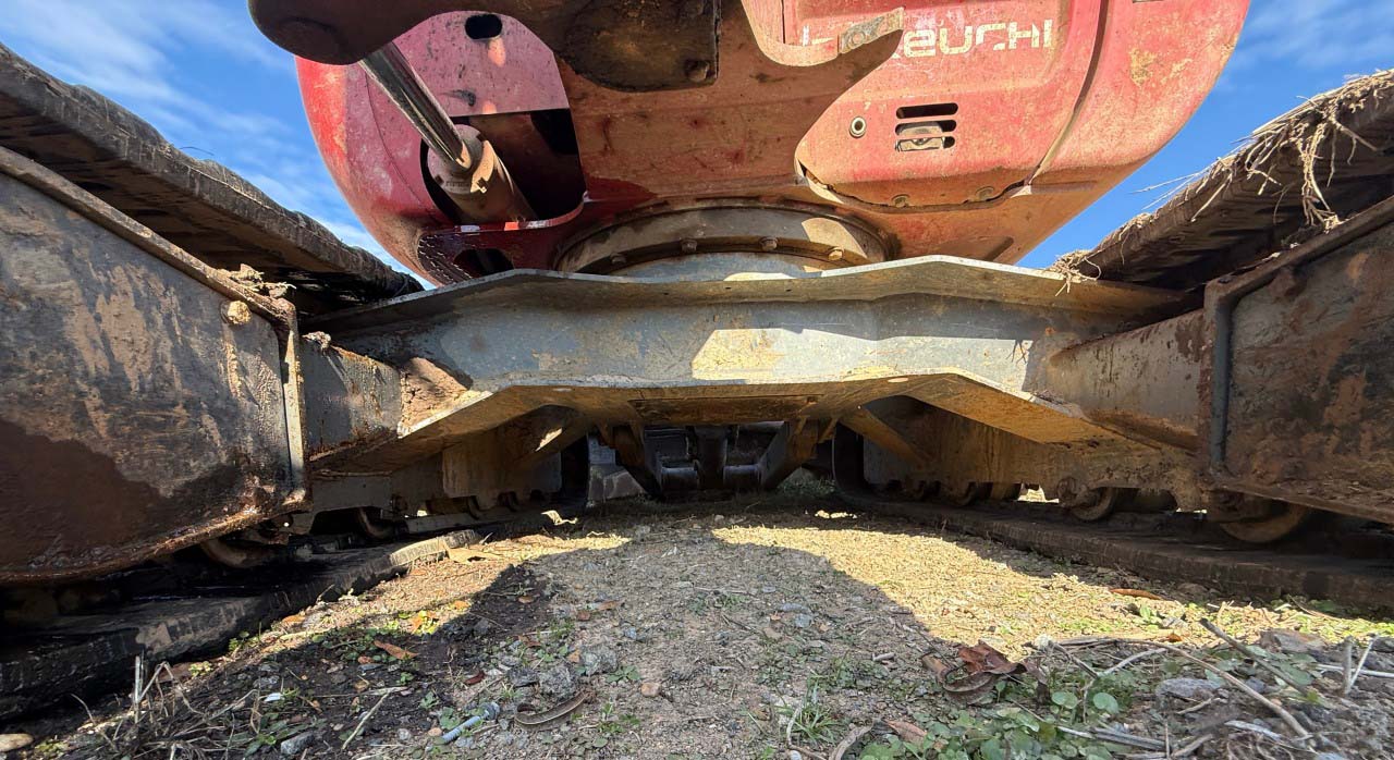 2019 Takeuchi TB235-2 Excavator - Image 35