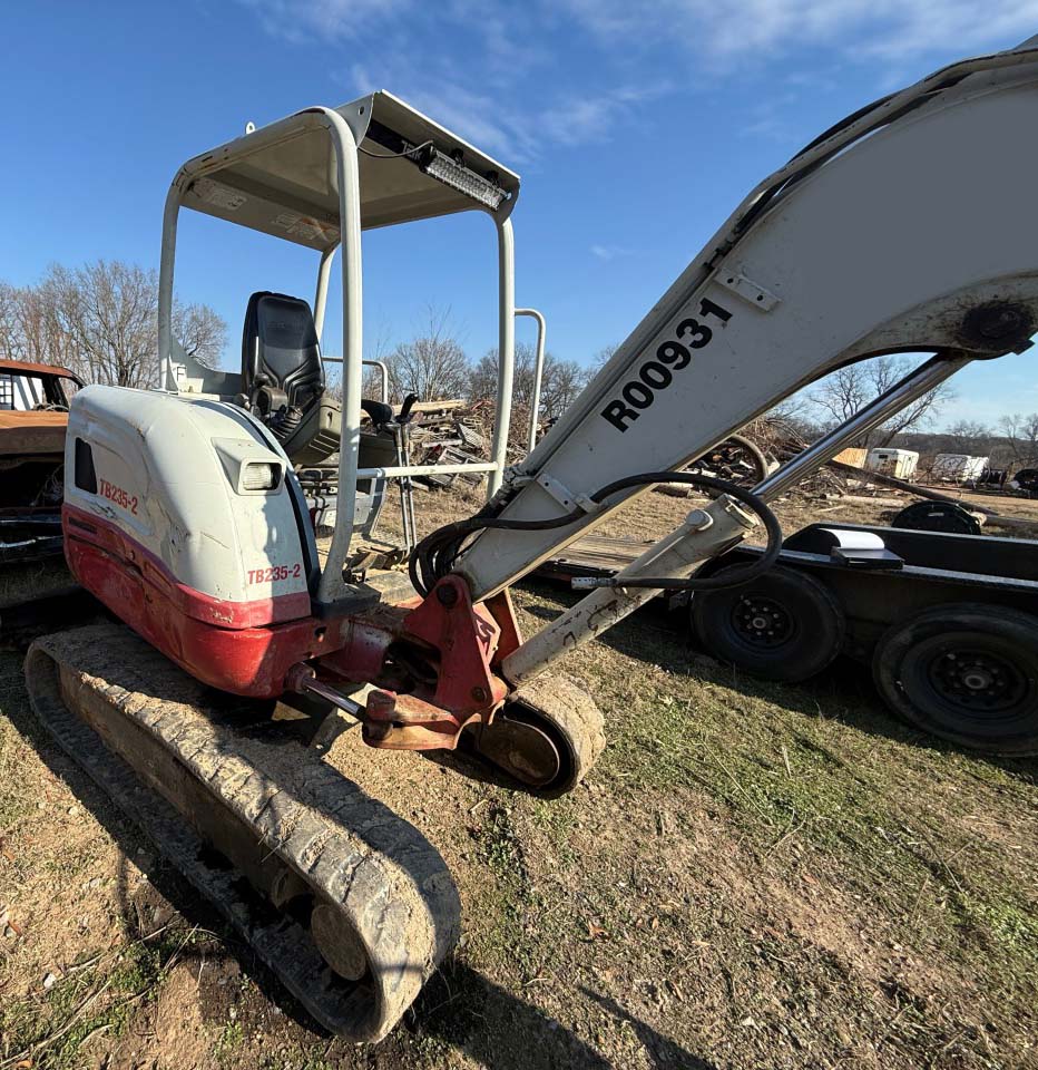 2019 Takeuchi TB235-2 Excavator - Image 5