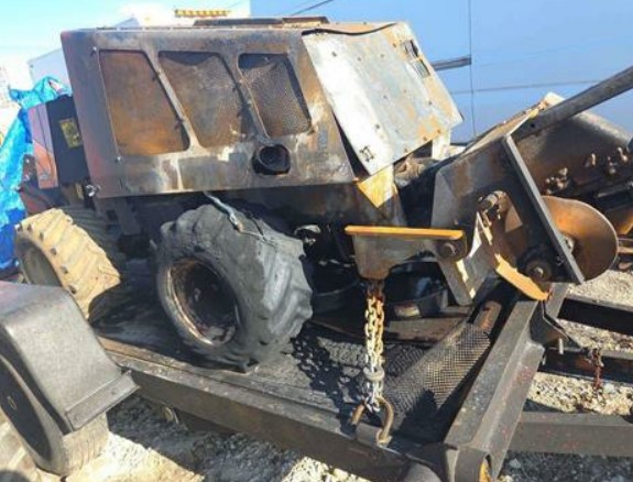 2020 Ditch Witch 410SW Vibratory Plow - Image 3