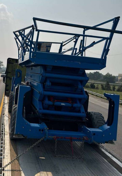 2020 Genie GS-5390 Scissor Lift - Image 3
