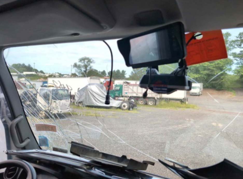 2020 Hino 195 Box Truck - Image 13