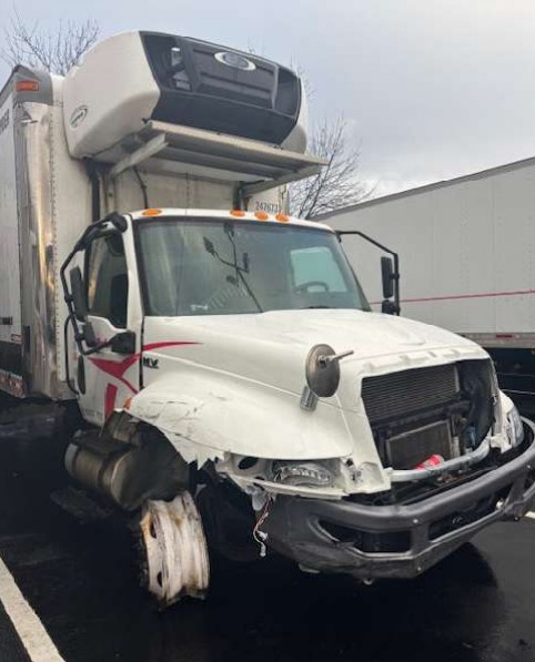 2020 International MV607 Reefer Box Truck - Image 5