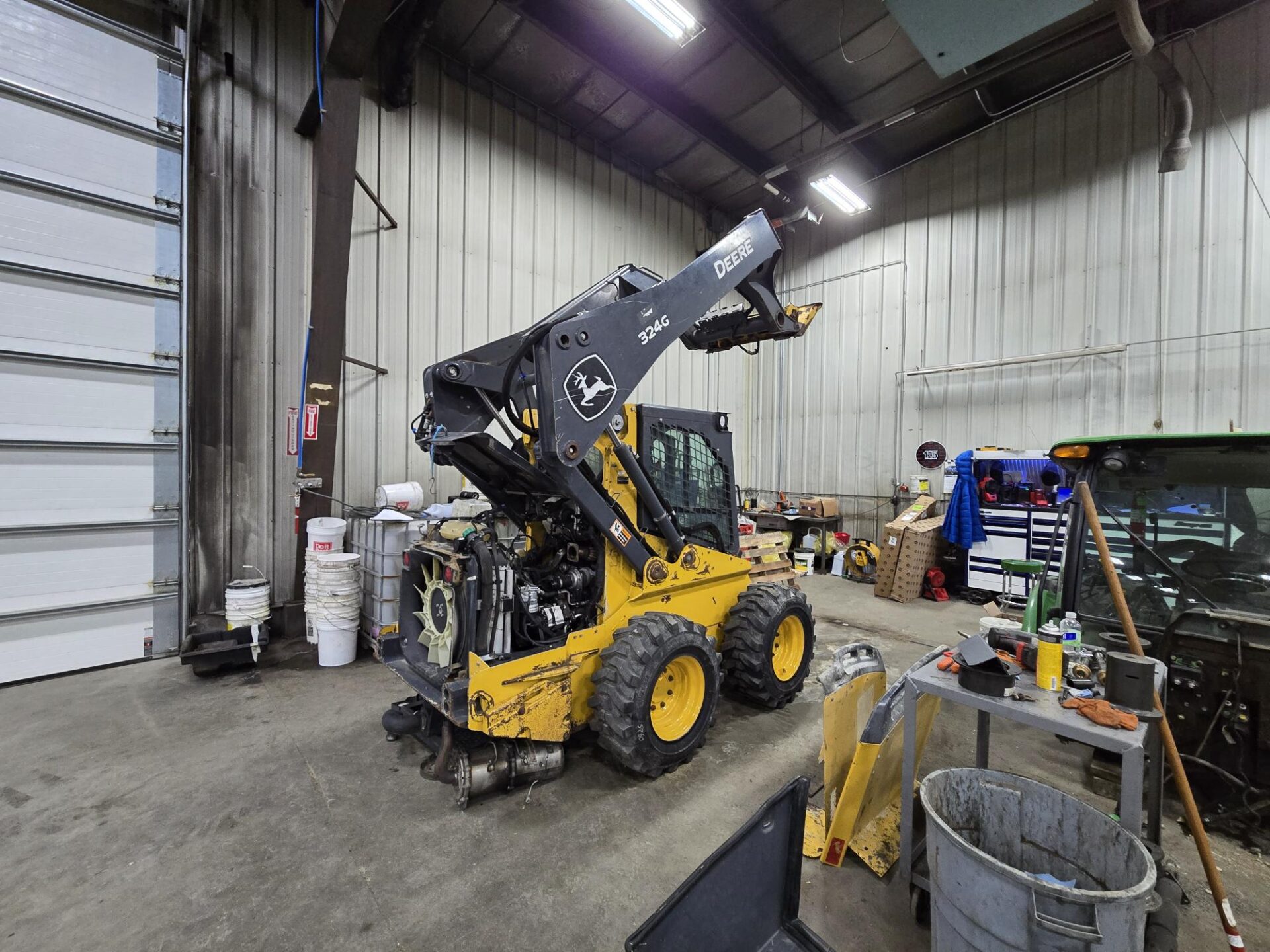 2020 John Deere 324G Skid Steer - Image 16