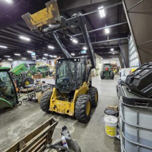 2020 John Deere 324G Skid Steer