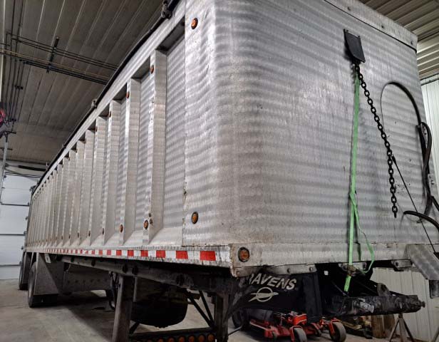 2020 Kruz Ravens Frameless End Dump Trailer - Image 4