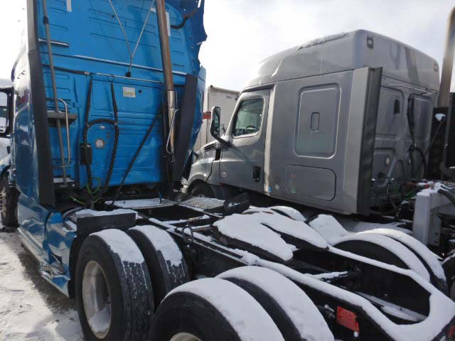 2020 Volvo VNL670 - Image 3