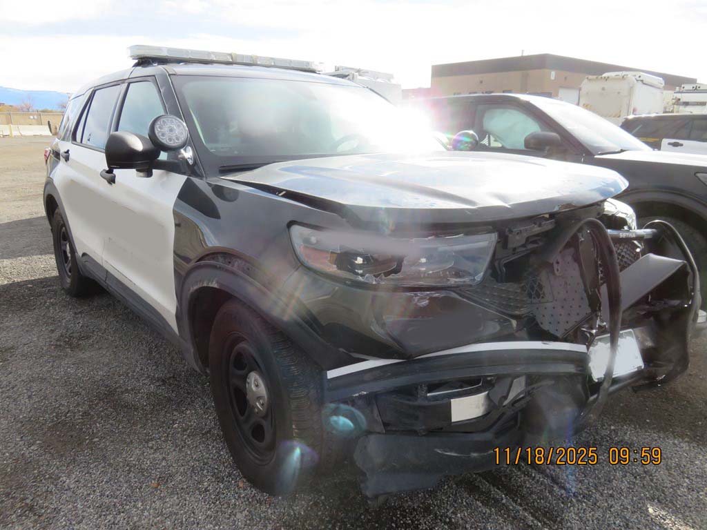 2021 Ford Explorer Police Interceptor - Image 12