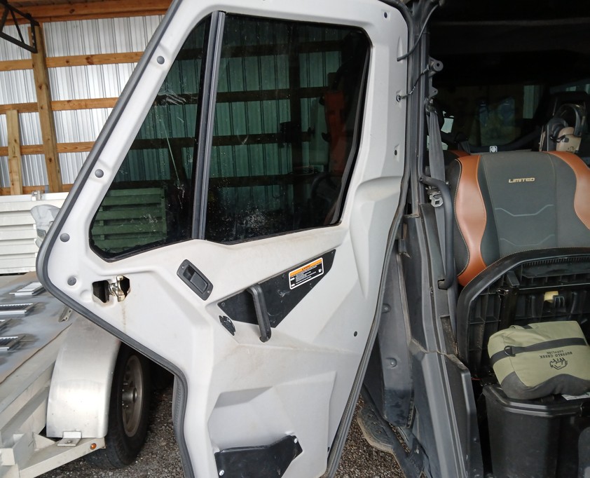 2022 Can-Am Defender Limited - Image 3