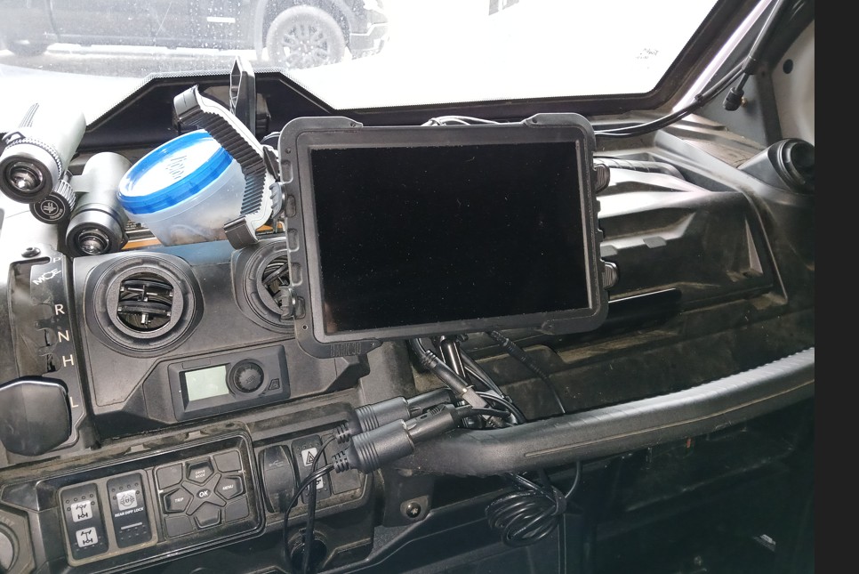 2022 Can-Am Defender Limited - Image 23