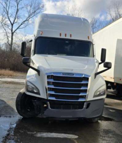 2022 Freightliner Cascadia - Image 4