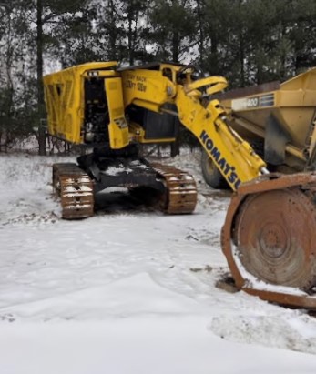 2022 Komatsu XT445L-5 Feller Buncher