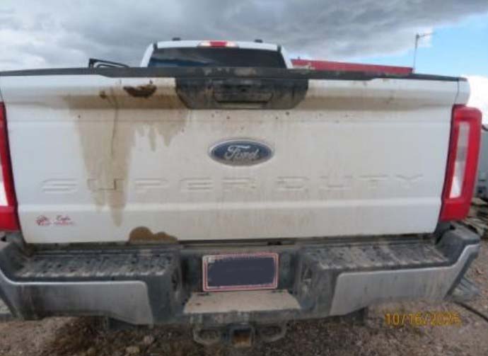 2023 Ford F-350 XL - Image 18