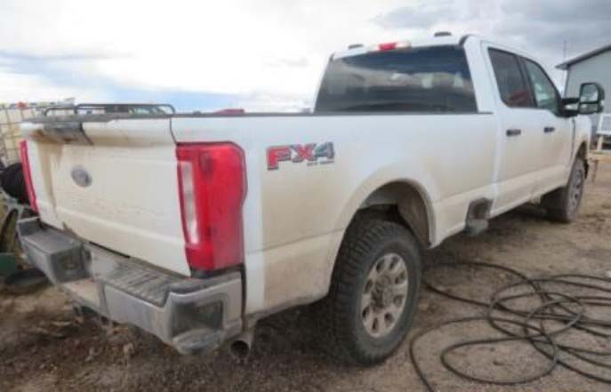 2023 Ford F-350 XL - Image 20