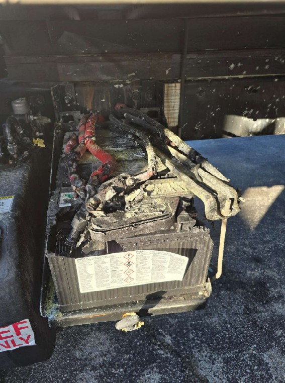 2023 Freightliner M2 Box Truck - Image 4