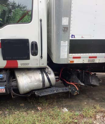 2023 International MV607 Box Truck - Image 16