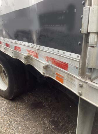 2023 International MV607 Box Truck - Image 4