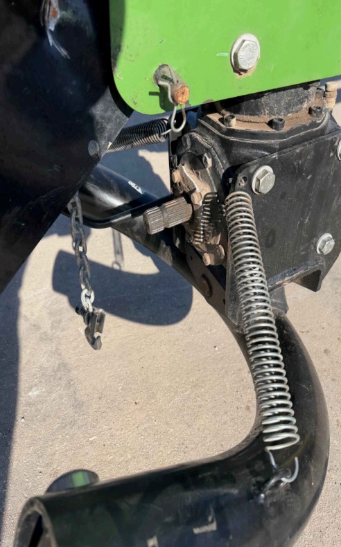 2024 Krone ECTC400 Easycut Trailer Mower - Image 15