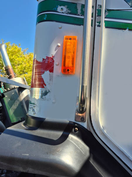 2023 Peterbilt 520 with EZ Pack Goliath G400 28XD Rear Loader Body - Image 20