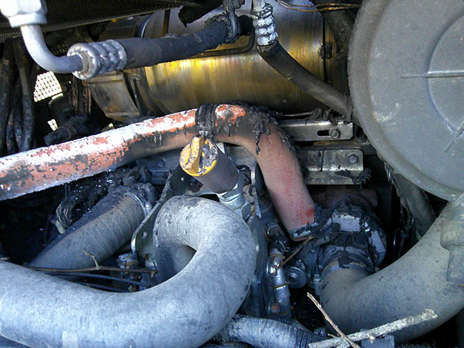 2023 Takeuchi TL12V2 Skid Steer - Image 12