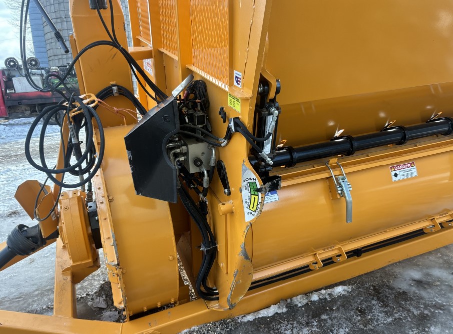 2024 Fair Manufacturing 7830TD Bale Processor - Image 7