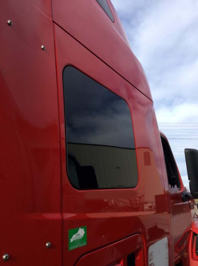 2024 International LT62F - Image 14