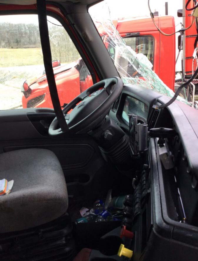 2024 International LT62F - Image 16