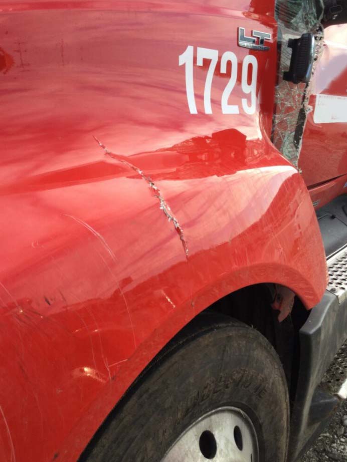 2024 International LT62F - Image 4